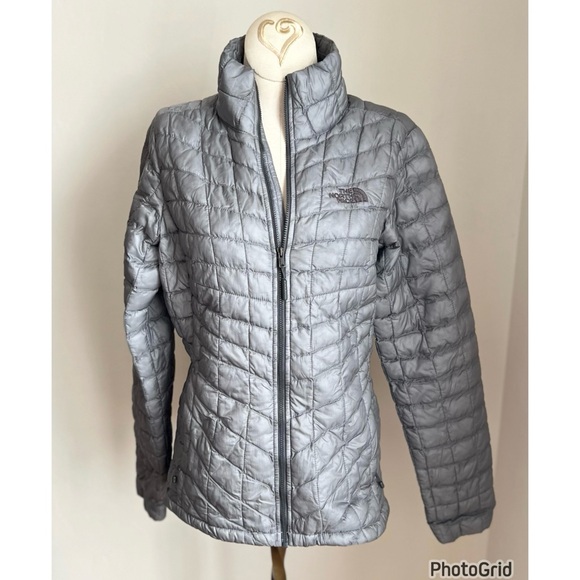 Northface Women's ThermoBall Full Zip Grey Jacket Small - Picture 2 of 4